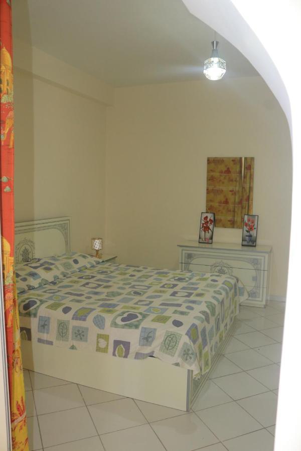 Appartement Julia Au Centre Ville Agadir Dans Residence Borj Dalat Exteriér fotografie
